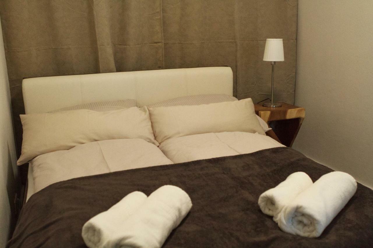 Trending Apartment Wina Bagian luar foto